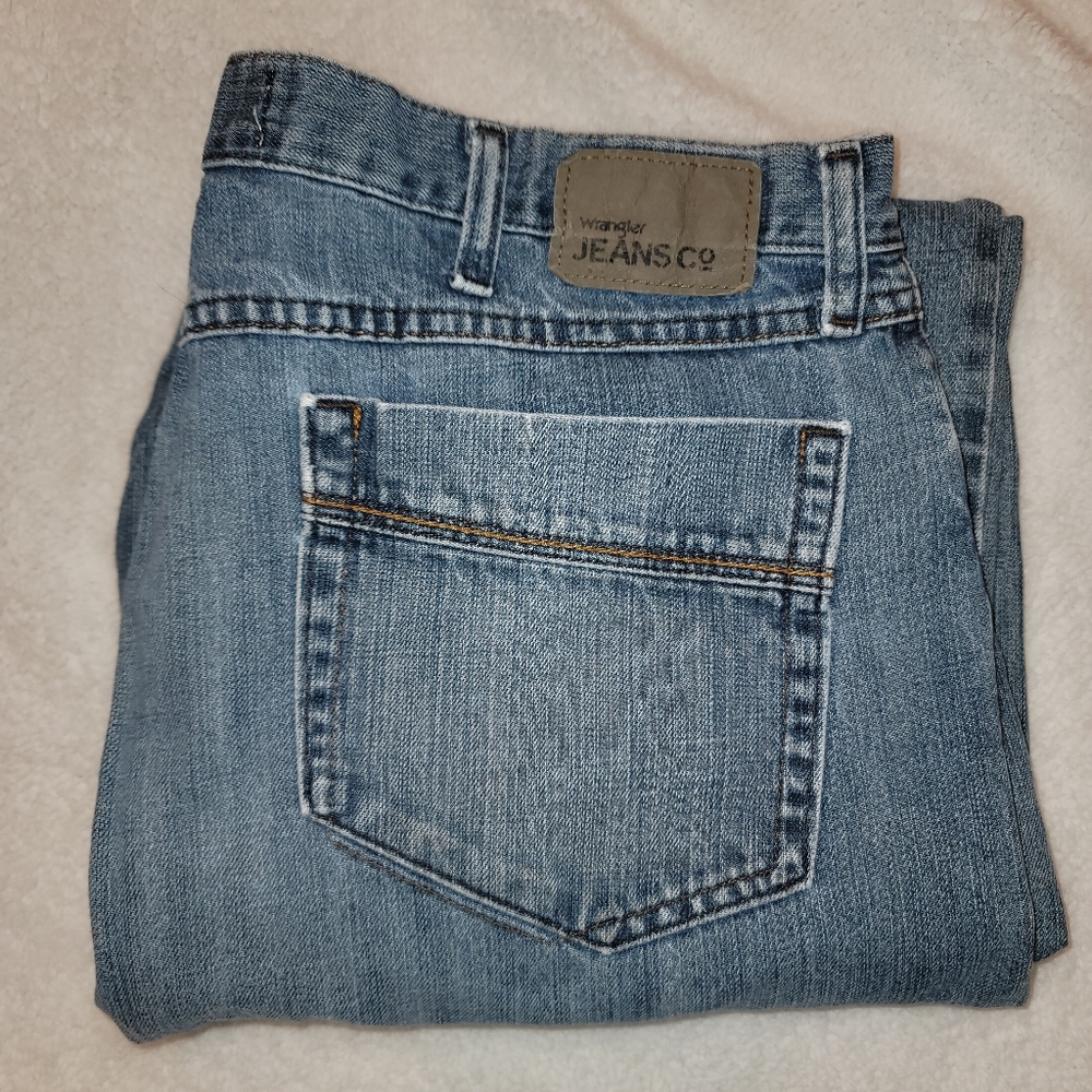 WRANGLER JEANS CO Relaxed Fit Boot Cut Size 36x34